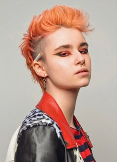 Sind Curtain Bangs, Was Sind Curtain Bangs, Model Training, Androgynous Hair, Hair Reference, Balayage Highlights, Cut My Hair, Orange Hair