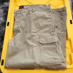 Wrangler Cargo Pants Riggs Workwear. Has 3 Small Holes In The Legs As Seen In The Pictures But Otherwise Look Almost Brand New. 100% Cotton Wrangler Cargo Pants Outfit, Wrangler Cargo Pants, Cargo Pants Color, Thrift Inspo, Wrangler Pants, Cargo Pants Outfit, Pants Cargo, Walker Boots, Pajama Shirt