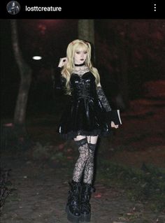 Miss Misa, Misa Amane Outfit, Lace Hem Dress, Halloween Parejas, Misa Amane, Cute Halloween Costumes, Gothic Dress