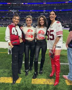 C L A I R E • C O L E T T E (@clairekittle) • Instagram photos and videos Sports Jersey Outfit, Football Season Outfits, 49ers Outfit, Game Outfit, 49ers Football, Football Game Outfit, Baddie Outfits Ideas, Jersey Outfit, Football Outfits