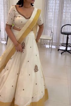 Onam Outfits, Diy Garden Decor Projects, Traditional Lehenga, Wallpaper Lyrics, Lehenga Blouse, Designer Lehenga, Saree Trends, Designer Lehenga Choli, Indian Aesthetic