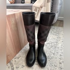 Burberry Rain Boots In Dark Purple. Purple Rain Boots, Burberry Rain Boots, Burberry Shoes, Purple Rain, Winter Rain, Dark Purple, Color Purple, Rain Boots, Burberry