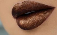 Craving something deliciously dark? Our Hazelnut Swirl Lip Whip is the perfect afternoon pick-me-up. Brewed with love, this highly pigmented, metallic matte formula will last from one latte to another. 3.5 mL Beauty Bakerie Lip Whip, Brown Matte Lipstick, Best Lipstick Color, Shiny Lipstick, Metallic Lipstick, Gabby Douglas, Beauty Bakerie, Metallic Lips, Best Lipsticks