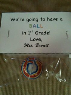 there is a sign that says we're going to have a ball in 1st grade love