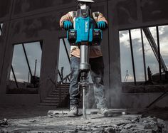 There are a ton of new Makita tools that come out every year, with additions to their 12V max CXT, […]
The post Best New Makita Tools – January 2025 Update appeared first on Pro Tool Reviews.