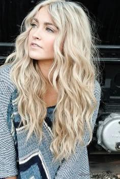 Tmavý Blond, Diy Updo, Beach Curls, Beach Wave Hair, Hair Blond, Updo Styles, Updo Hairstyles, Hair Envy, Hair Waves