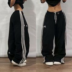 Skate Clothes, Baggy Pants, Baggy Pant, Kpop Fashion Outfits, Kpop Fashion, Top Dress, Dream Wardrobe, Stylish Outfits, Jogging