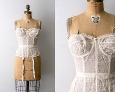 Vintage 50s ivory corset. M. 1950 Merry Widow bustier. white. | Etsy Merry Widow, Small Rose, Metal Hooks, Satin Ribbon