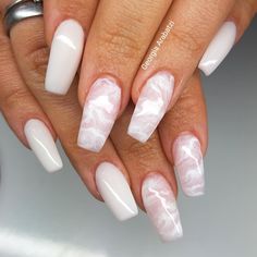 Off White Marble Nails, Marbling Nail Art, Classy Marble Nails, Matte White Nails With Design, Nails Inspiration Marble, Nails Acrylic Marble White, Almond Marble Nails Designs, White Marble Short Nails, Nail Marble Designs