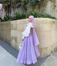 Muslim Fashion Dress Eid, Arabic Woman, Eid Outfit Ideas, Stile Hijab, Modest Dresses Fashion, Hijabi Fits, Outfits Hijab, Eid Outfit, Mode Turban