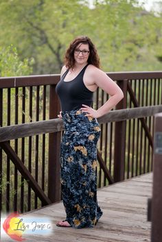 Extra long - Maxi Length Model is 5'11" Like this item but it's not your size? Feel free to reach out to me to see if we can create something similar! Tie Dye Maxi Skirt, Custom Dress, Tie Dye Maxi, Custom Clothing, Black Tie Dye, Tall Clothing, Curvy Girl Fashion, Long Maxi, Custom Dresses