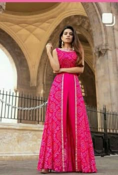 Bhandej Dress Designs, Bandani Dresses Indian, Bandini Dresses, Bandhani Dress From Saree, Bandhani Outfit Ideas For Wedding, Bandhani Saree Outfit, Bhandej Lehenga, Bandhej Kurti Designs, Bandhej Designer Dresses