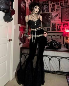 Trad Goth Summer Outfits, Trad Goth Outfit Ideas, Trad Goth Outfits Men, Trad Goth Men, Goth Club Outfit, Goth Rave Outfits, Outfit Ideas Goth, Trad Goth Fashion, Goth Girl Fashion