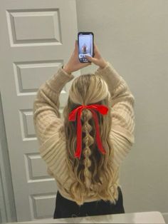 What Are Some Cute Hairstyles For School, Pink Out Day Hairstyles, Cute Hairstyles For Homecoming Simple, Fun Hairstyles With Ribbon, Hairdos With Ribbon, Cute Hairstyles With Pearls, Double Braids With Ribbon, Gameday Hairstyles Short Hair, Hairstyles For Sweaters Outfit