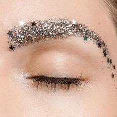 Coachella Make-up, Glitter Brows, Coachella Makeup, Eve Makeup, New Year's Makeup, New Years Eve Makeup, Festival Makeup, Glitter Makeup