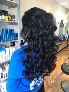 Black Hair Curls, Dark Black Hair, Black Hair Types, Event Hair, Hair Half Up Half Down, Occasion Hair, Black Curls, Half Up Half Down Hair Prom