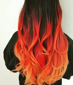 Cabelo de fogo 🔥 ✨ Fire Colored Hair, Fire Hair Dye, Fire Hair Styles, Orange And Black Ombre Hair, Lava Hair, Flame Hair Dye, Black Fire Ombre Hair, Fire Hair Color Ombre, Fire Hair Aesthetic