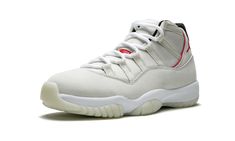 Air Jordan 11 Retro "Platinum Tint" - 378037 016 Jordan 11 Platinum Tint, Shoes Place, Jordans Men, New Jordans, Jordan Swag, Birthday Shoes, Sneaker Bar, Jordan New, Jordan Style