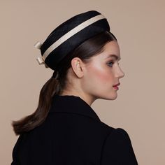 The Jackie O pillbox with double bows from the Rachel Trevor Morgan collection is suitable for all occasions such as weddings, garden parties, investitures and racing events. Meets Royal Enclosure size requirements. Rachel Trevor Morgan, Summer Headwear, The Rachel, Spring Racing, Double Bow, Hat Design, Pillbox Hat, Jackie O, Royal Ascot