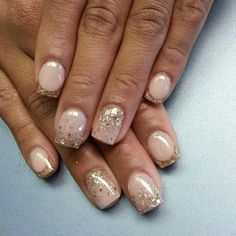 French Manicure With Rose Gold Glitter, Gold Ombre Nails Glitter, Neutral Toe Nail Colors, Holiday Ombre Nails, French Nails Glitter, Ombré Glitter, Ombre Gel Nails, Legs Mehndi, Heart Makeup