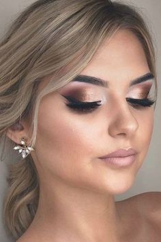 Dark Bridal Makeup For Green Eyes, Simple Wedding Makeup, Skincare Favorites, Bridemaids Hairstyles, Wedding Hairstyles And Makeup