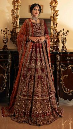 Bridal Dresses Pakistan, Designer Bridal Lehenga, Bridal Lehenga Red