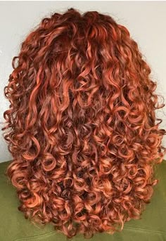 Hairstyles For Red Hair, Curly Ginger Hair, Long Natural Curly Hair, Red Curly Hair, Ginger Hair Color, Hoco Hairstyles, Wavy Curly Hair, Beautiful Curls, Short Hair Color