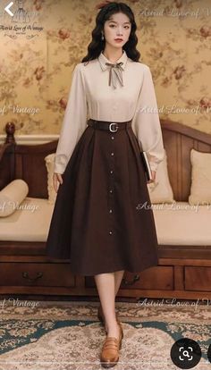 French University, Autumn Library, Old Fashion Dresses, Academia Fashion, University School, Vintage School, Beige Light, Vintage Inspired Outfits