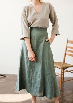 Maxi Linen Skirt India | linenhandmadestudio.com Long Linen Skirt, Long Skirt Outfits, Rock Outfit, Linen Fashion, Outfit Jeans, Skirt Maxi, Linen Skirt, Maxi Skirts, Soft Grunge