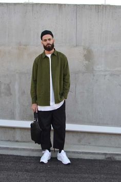 Der Gentleman, Mens Fashion Streetwear, Stylish Mens Outfits, Men Street, Streetwear Men Outfits, Casual Style Outfits, Mode Inspiration