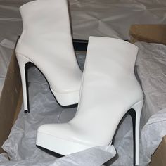 Brand New, All Man-Made Material, Never Worn, True To Size 7 White High Heel Platform Boots With Zipper, White Platform Ankle Boots With Zipper, White Ankle Platform Boots With Zipper, White Ankle Platform Boots With Zipper Closure, Chic White Boots With Zipper Closure, Chic White Boots With Zipper, Elegant White Boots With Zipper Closure, Elegant White Boots With Zipper, White Ankle-high Boots With Zipper