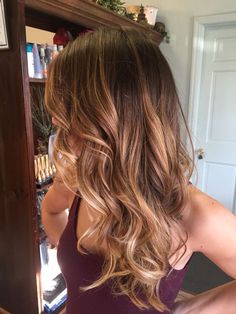 chestnut hair bayalage | 28 Soft And Girlish Caramel Hair Ideas - Styleoholic Dark Caramel Hair Color, Dark Caramel Hair, How To Bayalage Hair, Chestnut Hair, Hair Color Caramel, Fall Hair Color For Brunettes, Caramel Hair