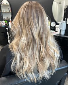 New summer trend 👉 Dimensional soft blonde Service// Dimensional color #fargonorthdakota #fargomoorhead #fargohairstylist #fargohairsalon #fargosalon #fargosalons #livedinblonde #dimensionalblonde #brondehair Blonde Hair Inspo Dark Roots, Buttery Blonde Hair Balayage Dark Roots, Light Blonde With Dimension, Lived In Blonde With Dimension, Blonde Chest Length Hair, Natural Blonde Hair Ideas, Dark Roots Blended Into Blonde Hair, Ombre Dirty Blonde Hair, Creamy Natural Blonde