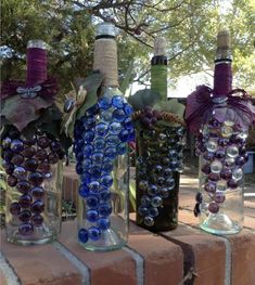 Empty Wine Bottle Crafts, Blue Wine Bottles, Glass Pebbles, Decorative Bottles, Empty Wine Bottles, Bottle Diy, Diy Wind Chimes, Wine Bottle Diy Crafts