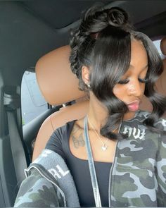 Pretty Females, Hair Laid, Front Lace Wigs Human Hair, Baddie Hairstyles, Cute Poses For Pictures, Interesting Faces, Cute Poses, Pretty Selfies, Hair Updos