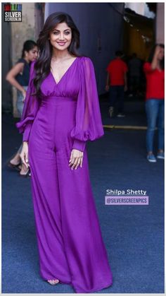 Shilpa Shetty Dresses, Indowestern Jumpsuit, Shilpa Shetty Outfits, Party Wear Jumpsuit, Indian Jumpsuit, Fall Outfits Dress, Dress Outfits Winter, Dress Fall Outfits, Dress Outfits Fall