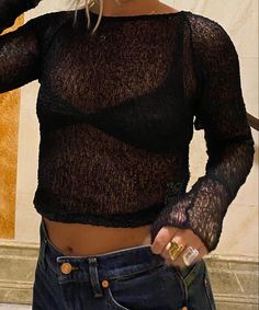 Jeans And A Nice Top Night Out, Party Fits, Looks Party, Basic Long Sleeve, Mode Inspo, Knit Pullover, Mode Inspiration, Cropped Top