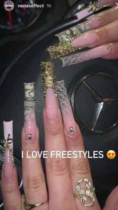 #moneynails #dior #goldnails #222 Quinceanera Nails, Acrylic Nails Coffin, Gold Nails, Coffin Nails, Nail Inspo, Acrylic Nails, Hair Makeup, Nail Designs, Dior