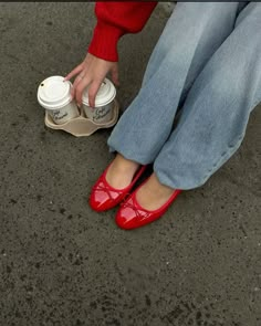 Red Ballet Flats Outfit, Red Ballerinas, Ballet Flats Outfit, Red Ballet Flats, Ballerina Outfit, Latina Outfits, Ballerina Heels, Looks Pinterest, Nashville Outfits