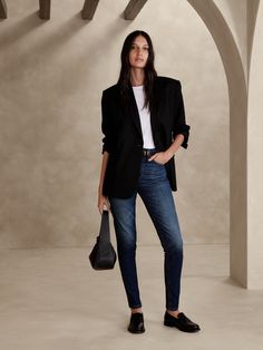 High-Rise Skinny Jean | Banana Republic Black Blazer With Jeans, Trousers Outfit Casual, Banana Republic Jeans, Fashion Mode, Mode Style, Fall Winter Outfits, Casual Jeans, Jean Outfits, Denim Women