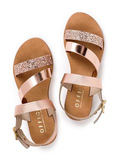 New Sandals For Women 2023, Women Sandals 2023, Elegant Sandals Flat, Cute Shoes Flats, Ella Shoes, Bridal Flat Sandals, Perfect Pedicure, Indian Sandals, Sandals For Ladies