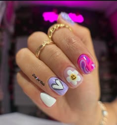 Groovy Nails Acrylic, Groovy Nail Designs, Groovy Nail Art, Power Nails, Groovy Nails, Disney Acrylic Nails, Simple Gel Nails, Short Acrylic Nails Designs