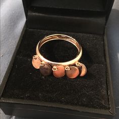 Beautiful Solid 14k Rose Gold Glitter Charm Ring In High Polish Discs Dangling From The Band , This Is Solid Real 14k Rose Gold No Overlay, Size 7! In Pristine Condition. Stamped 14k Italy & 1758 A R , Please See Pictures Please. Comes With Pouch And Box. Reasonable Offers Welcome. Ty Rose Gold Charms, Charm Rings, Rose Gold Glitter, Gold Charm, Womens Jewelry Rings, Band Rings, Ring Size, Glitter, Pouch