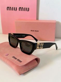 #fashion #sunglasses Miu Miu Sunglasses, Mommy Outfits, Cute Wallets, Brand Logos