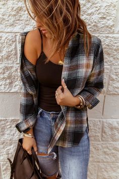 Autumn Shirt Outfit, Plaid Shirt Outfits, Casual Fall Outfits, Looks Vintage, Fall Winter Outfits, White Plaid, Shirt Outfit