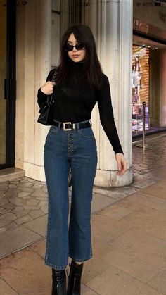 Winter Fits For College, College Outfits With Jeans, Fall Corporate Casual Outfits, College Outfits Formal, Winter Outfit For College, Jeans Flare Outfits Invierno, Elegant Baddie Outfits, Corporate Outfits Winter, Outfit Con Jean