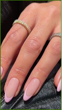 Natural Pink Nail Ideas 2024 Ballet Pink French Nails, Light Pink Nails French, French Manicure Rose, Subtle Pink Nails, Pink Tipped Nails, French Pink Tip Nails, Bridesmaid Nails Pink, Pink French Nail Designs, Pink French Manicure Nails