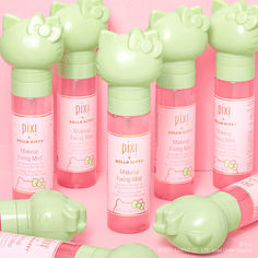 Refresh and fix makeup effortlessly with @HelloKitty flair! ✨ Formulated with skin-adoring ingredients. This much-loved Mist helps prolong makeup wear, ensuring balancing and fresh-faced effects throughout the day! 💚 Pixi Beauty Makeup, Pixi Hello Kitty, Origanum Majorana, Setting Mist, Kitty Makeup, Makeup Blending, Glow Tonic, Hello Kitty Makeup, Makeup Setting Powder