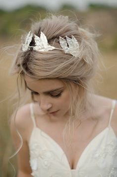 This bridal tiara with crystal is a perfect hair accessory for the bride which would adorn any hairdo. Each of the tiaras is a unique nature-inspired handicraft. The bridal hair wreath is designed of a solid copper ampyx, covered with pure silver and hand-wired with real, natural leaves, plated with pure silver 999 sterling that makes the coating dense and durable. The finish of the bridal hair wreath offers a magnificent silver hue that would coordinate with any color of the wedding dress. This Bridal Hair Wreath, Crystal Wedding Tiaras, Dresses Unique, Hair Wreaths, Hair Wreath, Crystal Crown, Hair Jewelry Wedding, Wedding Tiara, Bridal Crown