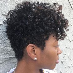 Black Curly Tapered Haircut For Women Curly Nails, Hairstyles For Afro Hair, Tapered Haircut For Women, Donut Bun, Short Natural Hairstyles, Tapered Natural Hair, Tapered Hair, Natural Hair Cuts, Natural Hair Short